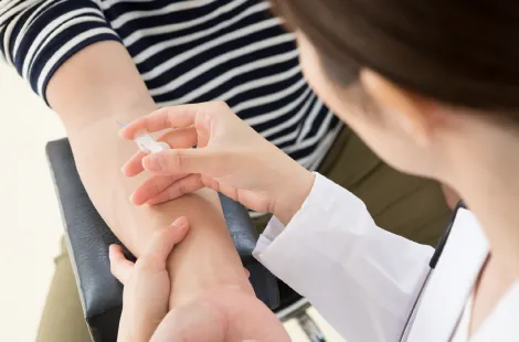 PRPひざ関節注射のための採血